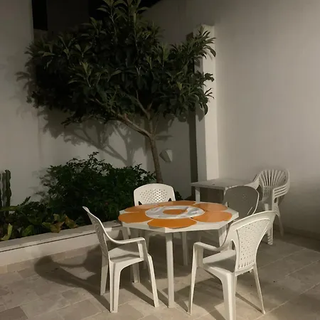 בית נופש Dimora Anna Maria סאלבה